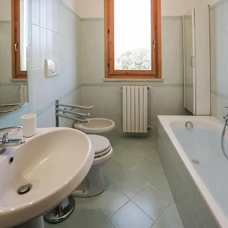 Amazing In With Kitchen Holiday home *